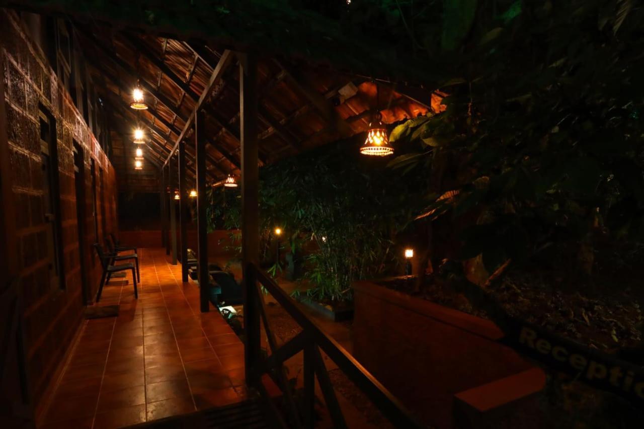 Greens Tree House & Wood House Sultan Bathery Ngoại thất bức ảnh